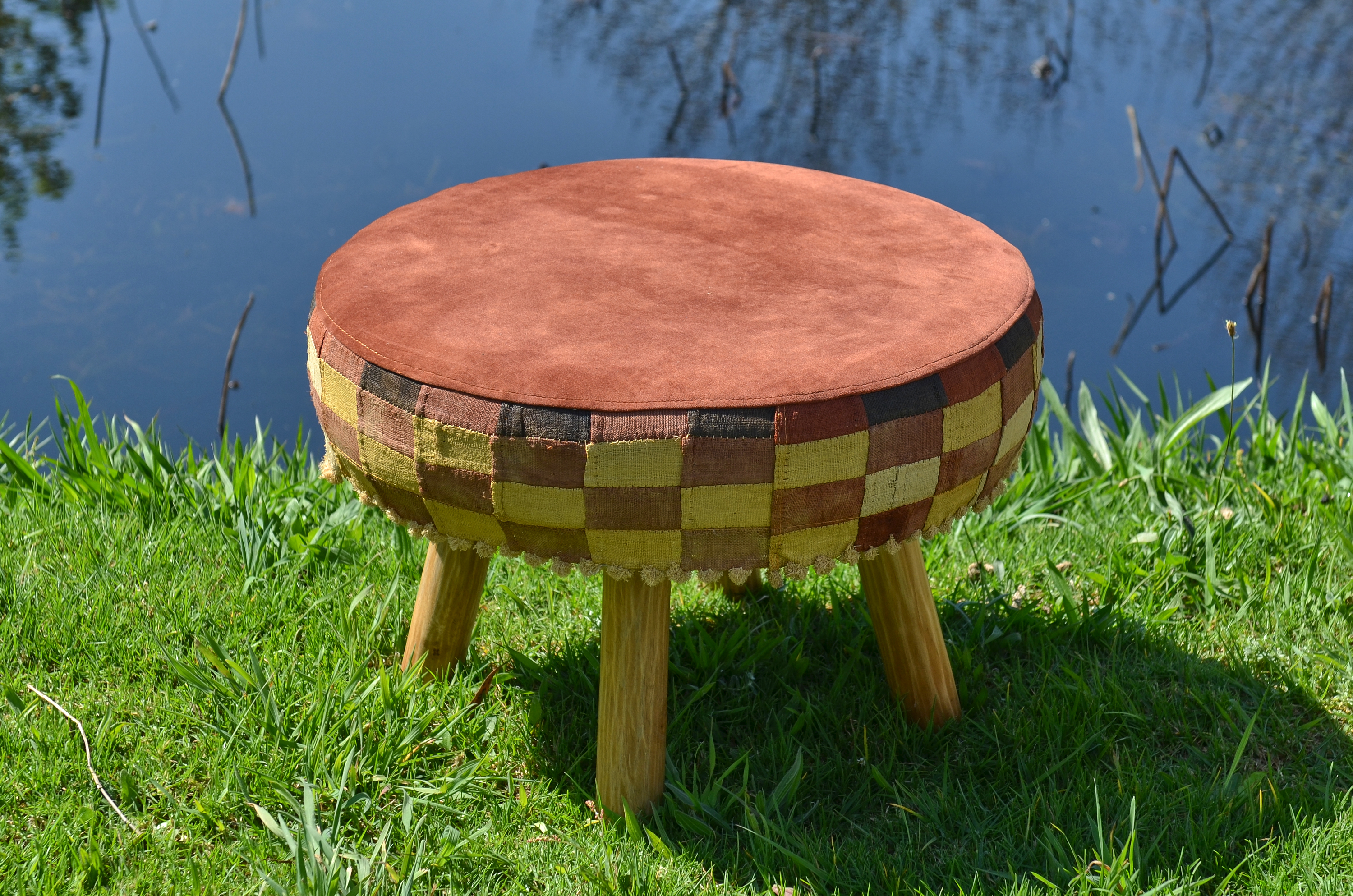025A Ottomans - Masala stool with natural wooden legs