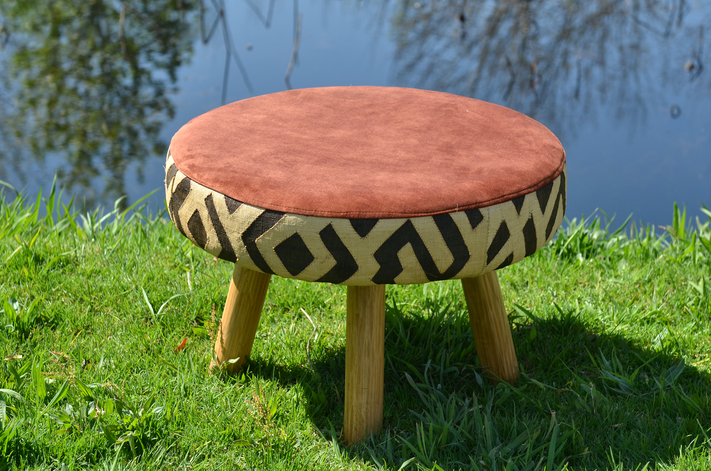 025B Ottomans - Masala stool with natural wooden legs