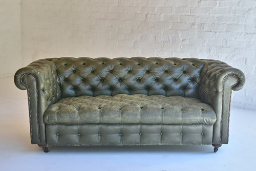 039 A Couch Leather Zucchini