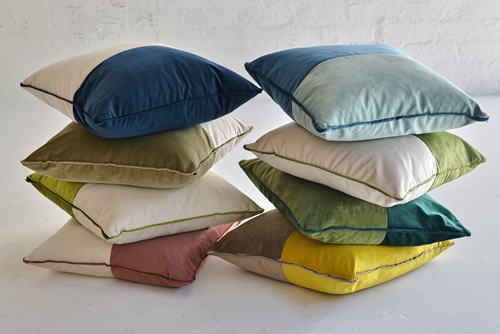 027 Luxurious two toned velvet cushions